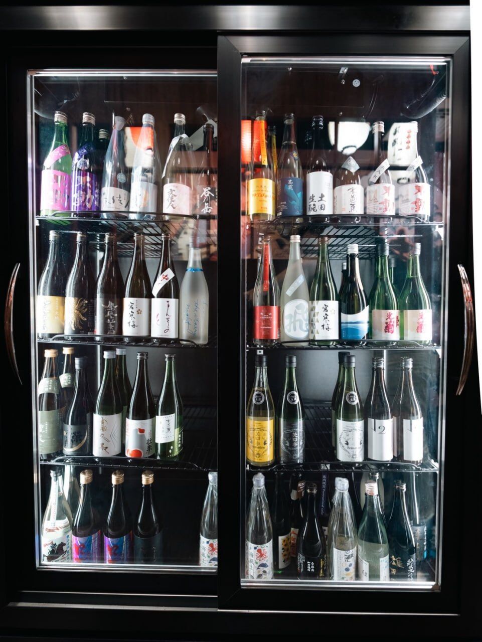 穩居酒屋門口燈籠